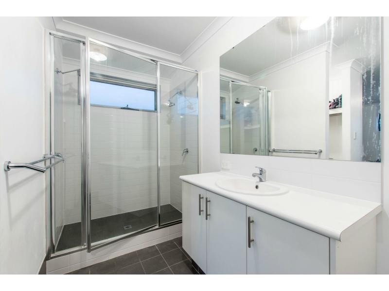 24 Medinah Street, Meadow Springs WA 6210