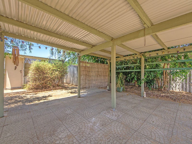 54 Chisham Avenue, Parmelia WA 6167