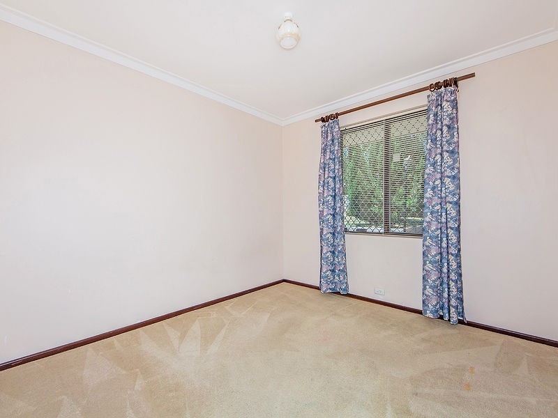 54 Chisham Avenue, Parmelia WA 6167