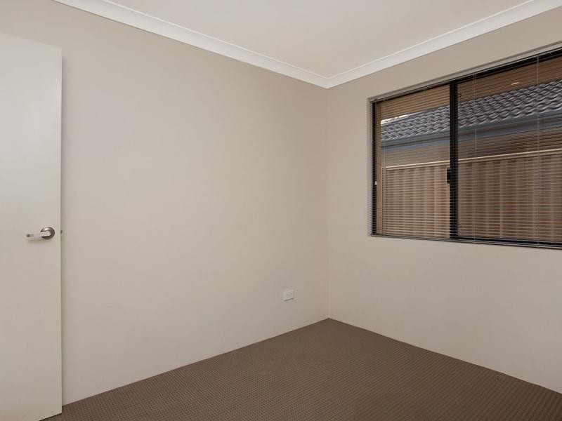 8 Dowak Lane, Byford WA 6122