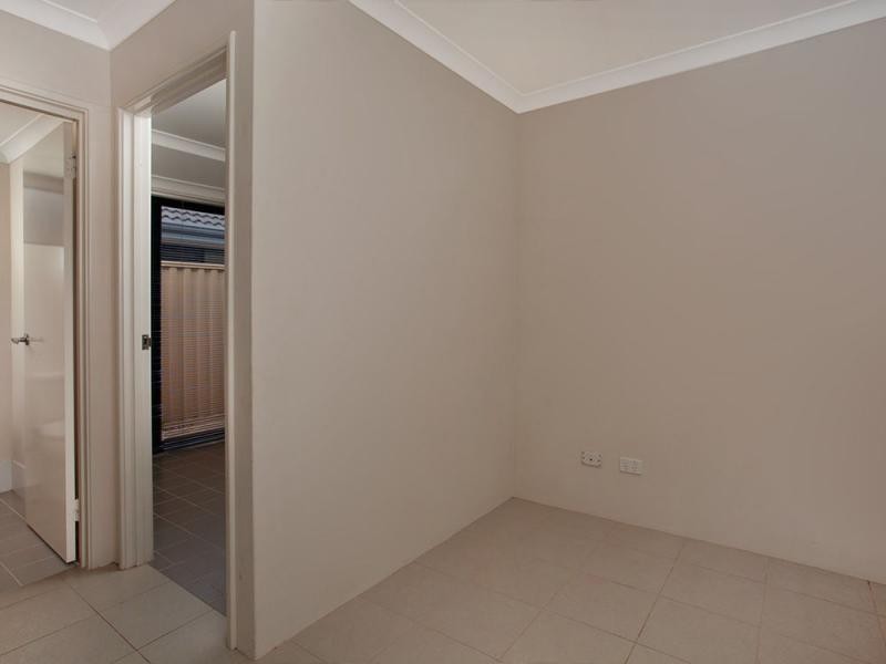 8 Dowak Lane, Byford WA 6122
