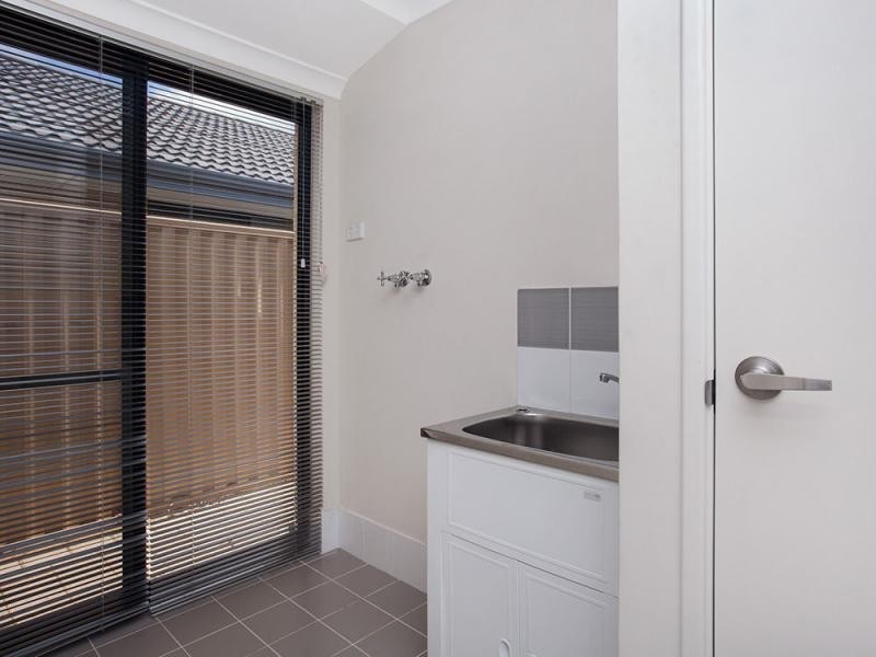 8 Dowak Lane, Byford WA 6122