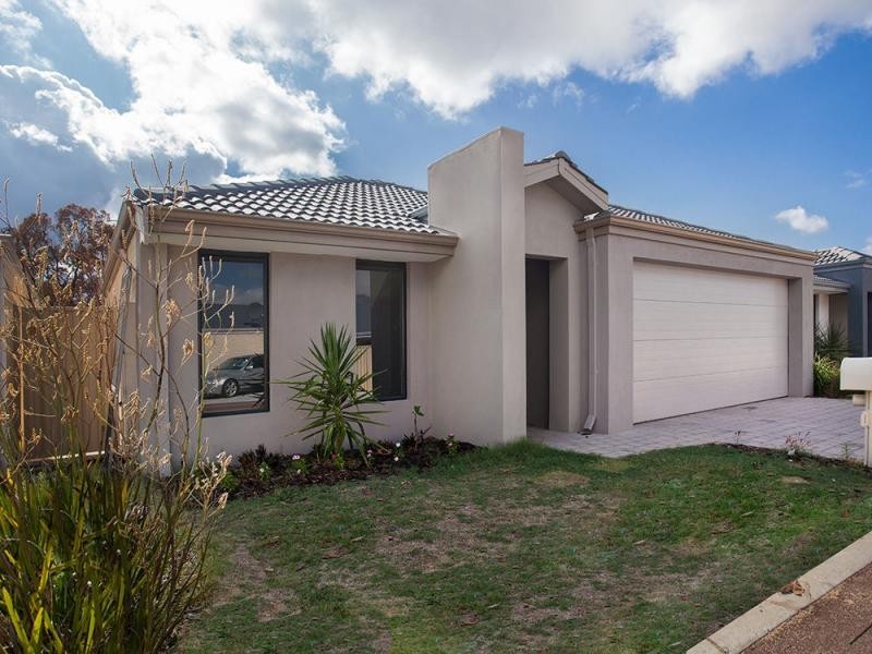 8 Dowak Lane, Byford WA 6122