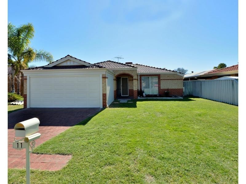 11 Manila Place, Warnbro WA 6169