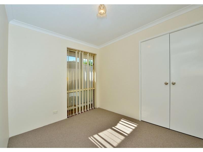 11 Manila Place, Warnbro WA 6169
