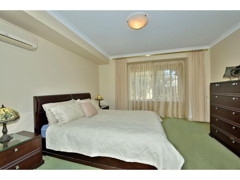 9 Coastal Retreat, Wannanup WA 6210