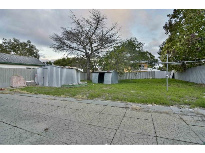 131 Walter Road East, Bassendean WA 6054
