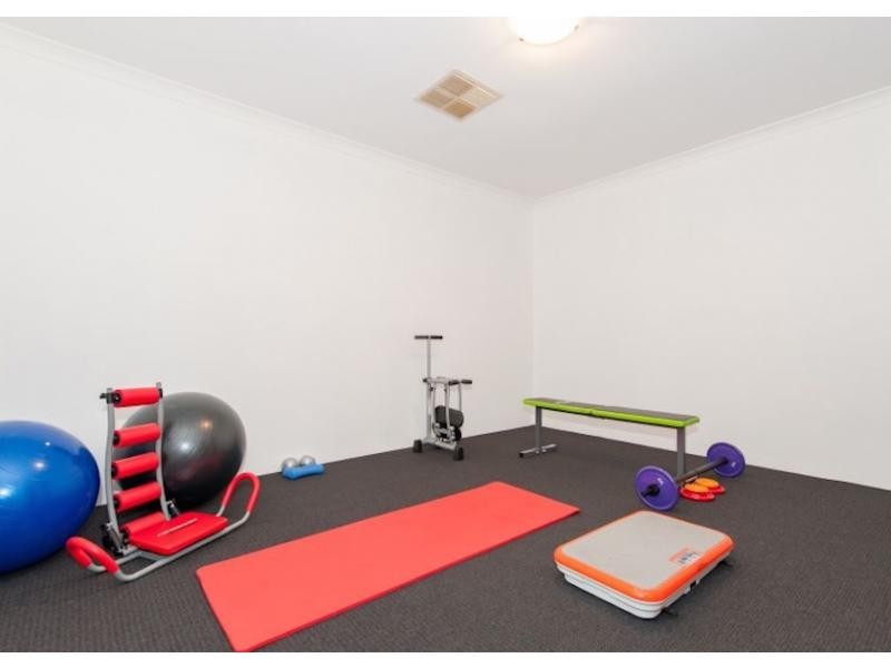 30 Tangier Parkway, Port Kennedy WA 6172