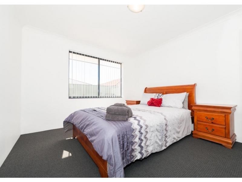 30 Tangier Parkway, Port Kennedy WA 6172