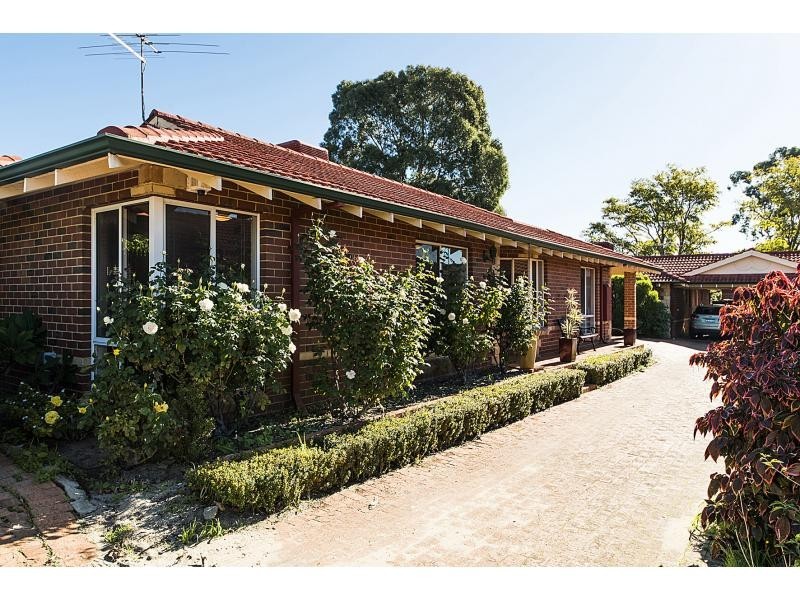 2/27 Rathay Street, Victoria Park WA 6100