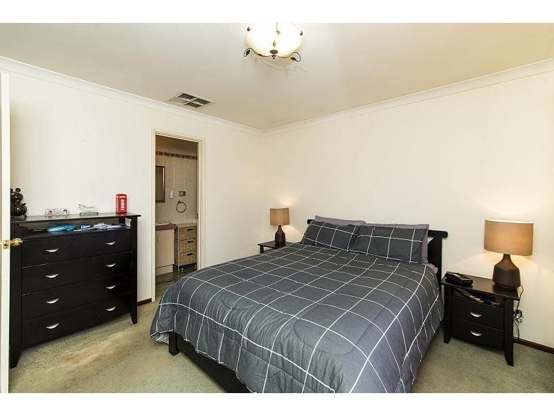 2/27 Rathay Street, Victoria Park WA 6100