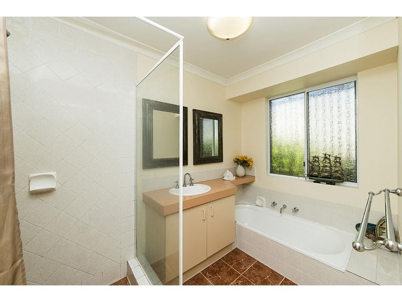 2/27 Rathay Street, Victoria Park WA 6100