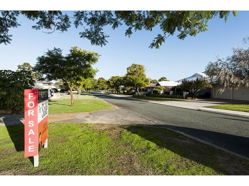 44 Crawshaw Crescent, Manning WA 6152