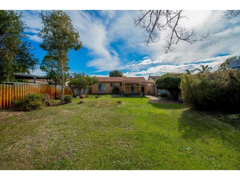 54 Camden Street, Dianella WA 6059