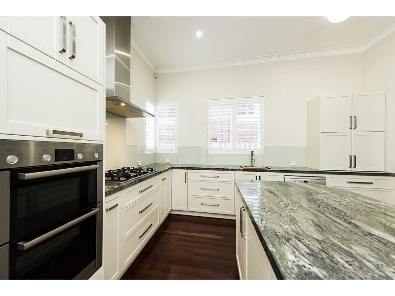 33 Fourth Avenue, Kensington WA 6151