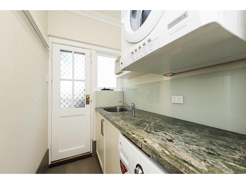 33 Fourth Avenue, Kensington WA 6151