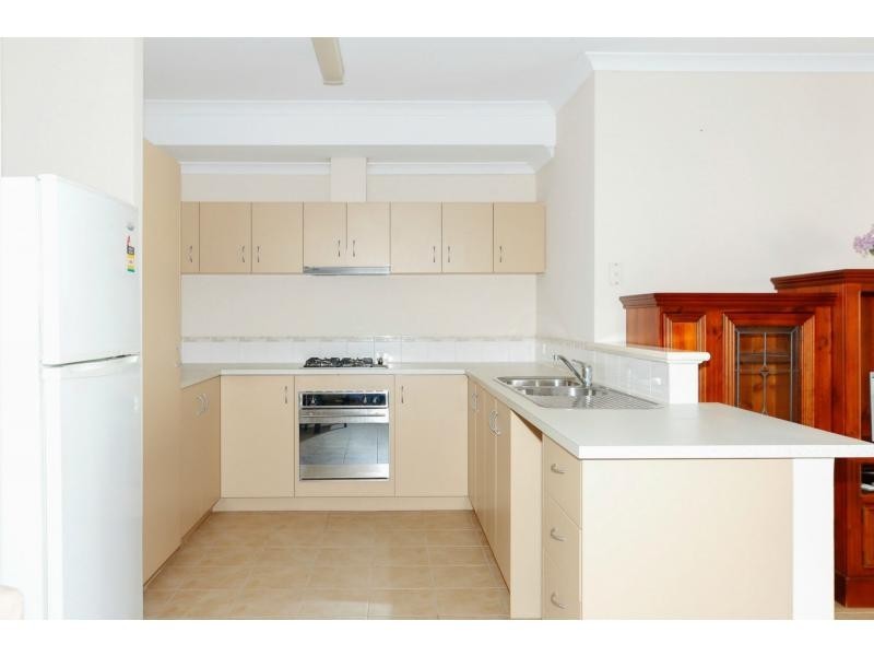 11/36 Fifth Road, Armadale WA 6112