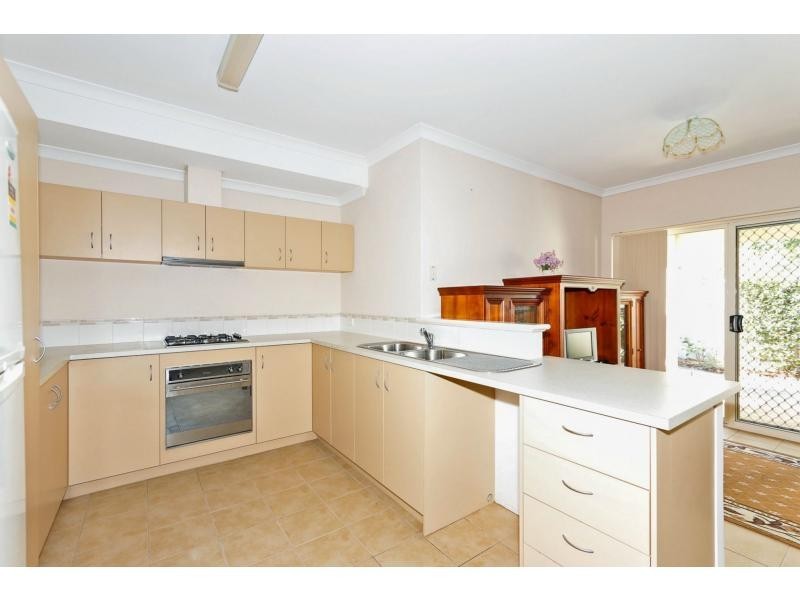 11/36 Fifth Road, Armadale WA 6112