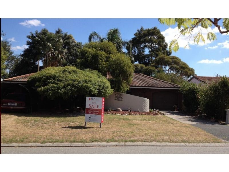 14 Bundalla Court, Kelmscott WA 6111