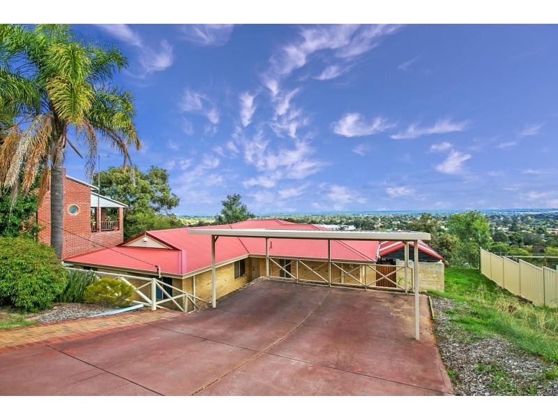 34 Wangoola Terrace, Mount Nasura WA 6112