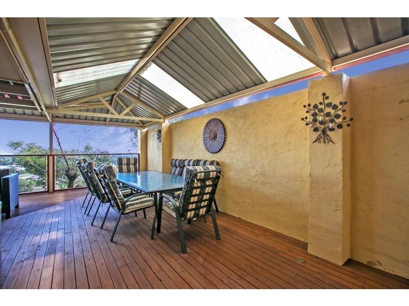 34 Wangoola Terrace, Mount Nasura WA 6112