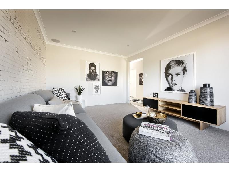 43 Parkside Street, Yanchep WA 6035