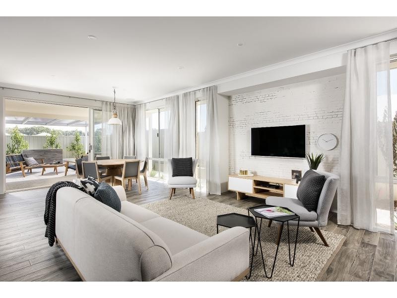 43 Parkside Street, Yanchep WA 6035