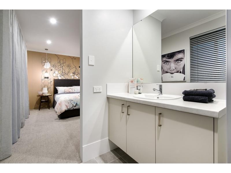 43 Parkside Street, Yanchep WA 6035