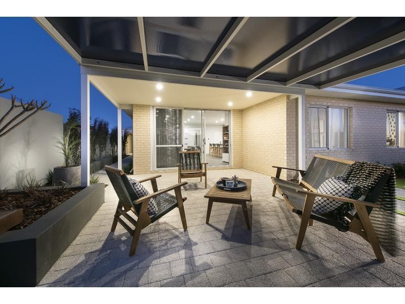 43 Parkside Street, Yanchep WA 6035