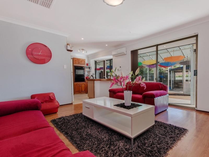 22 Grange Drive, Cooloongup WA 6168