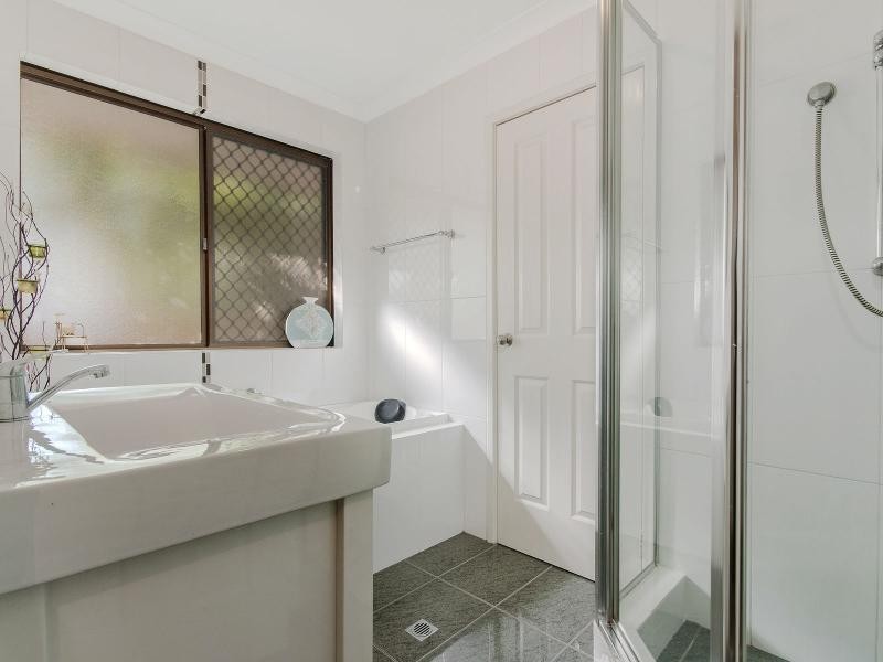 22 Grange Drive, Cooloongup WA 6168