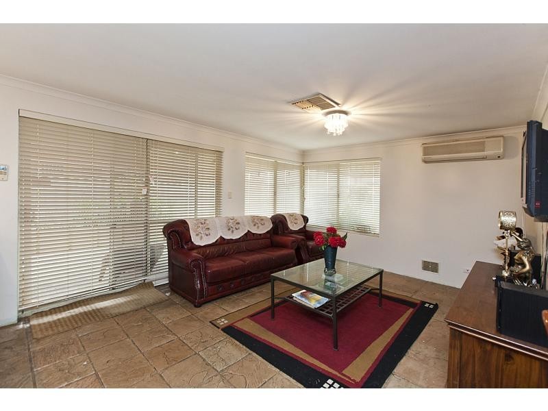 26 Powderbark, Kenwick WA 6107