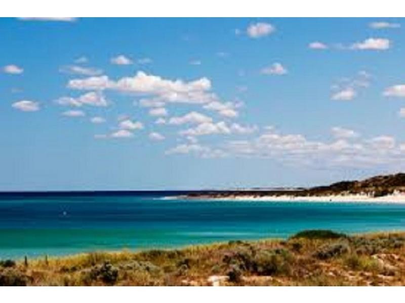 82 Indiana Crescent, Karakin WA 6044