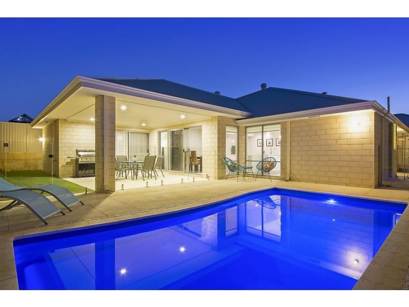 6 Helmsman Avenue, Alkimos WA 6038