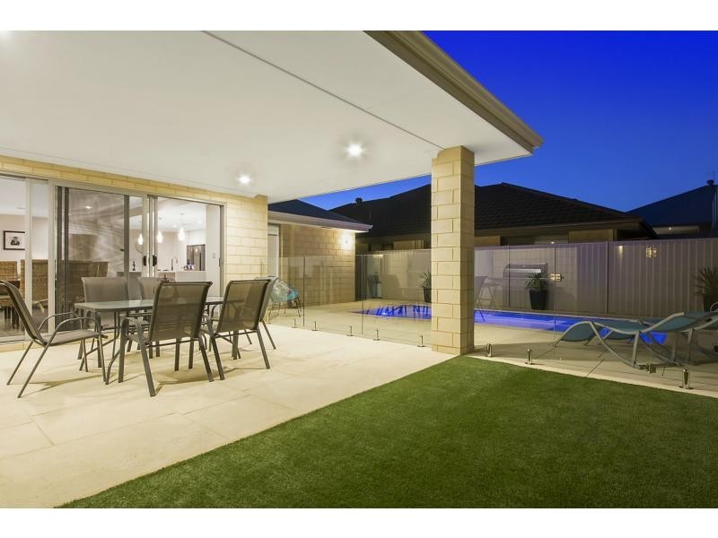 6 Helmsman Avenue, Alkimos WA 6038