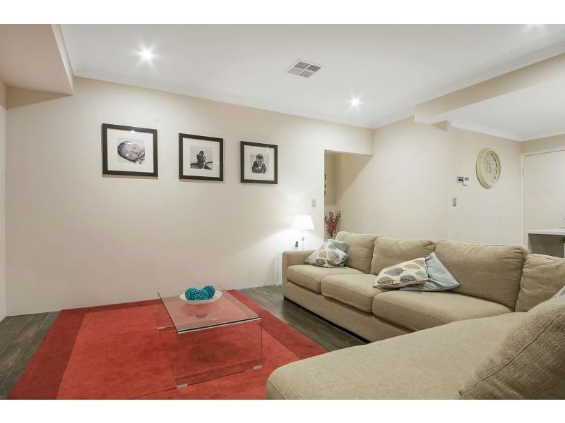 6 Helmsman Avenue, Alkimos WA 6038