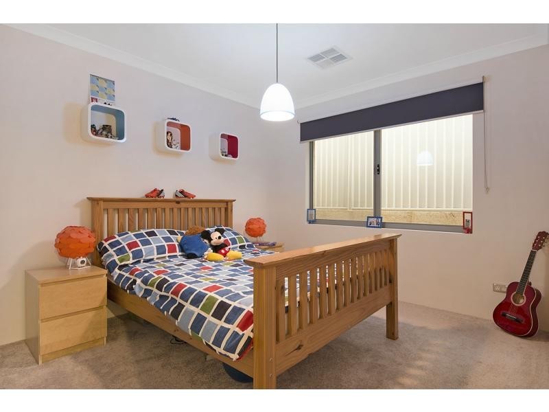 6 Helmsman Avenue, Alkimos WA 6038