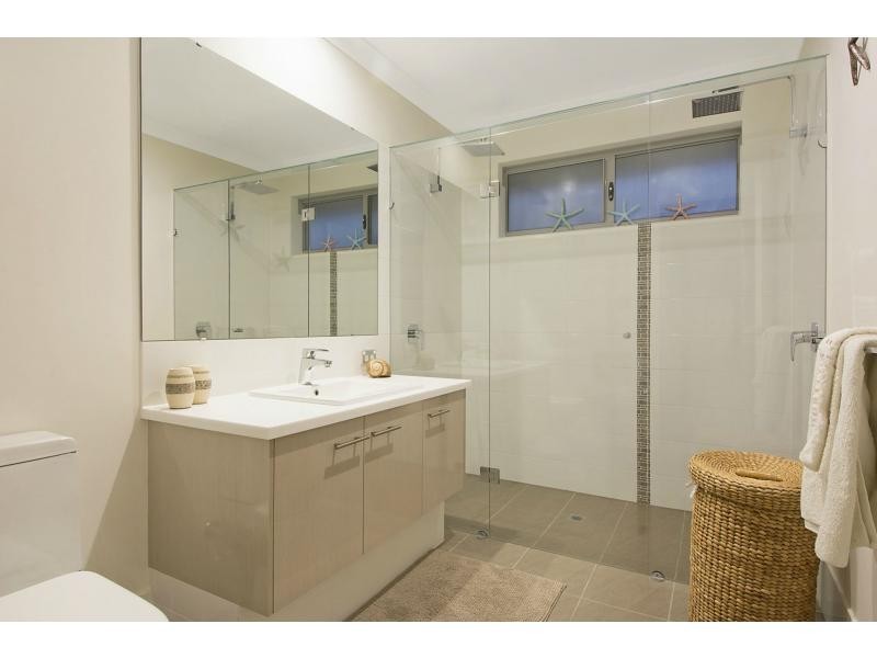 6 Helmsman Avenue, Alkimos WA 6038