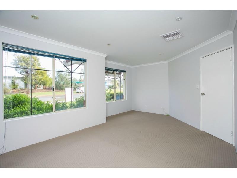 59 Burnett Drive, Clarkson WA 6030