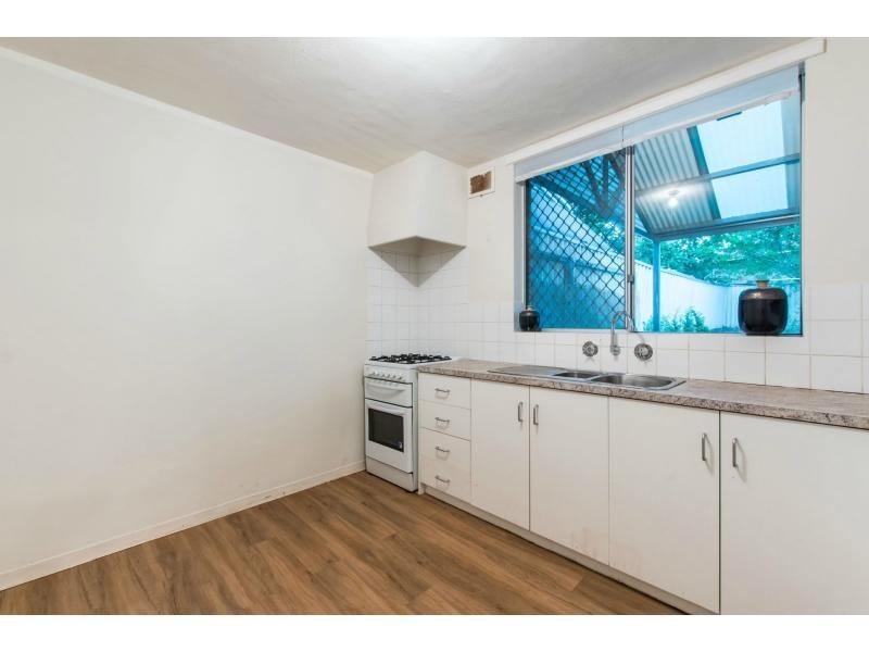 18F Wardlow Way, Balga WA 6061