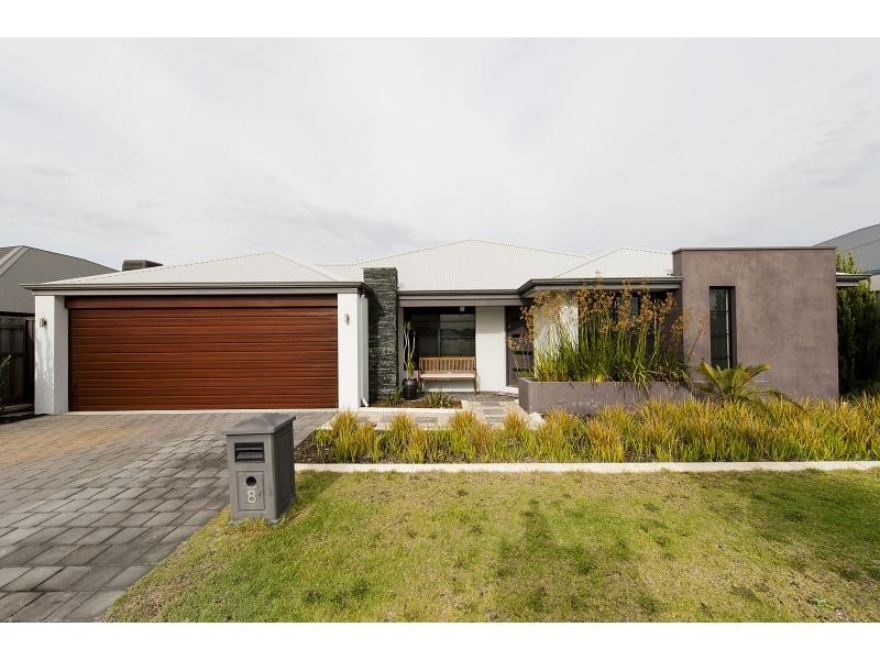8 Vasse Gardens, Ellenbrook WA 6069