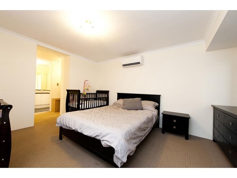 8 Vasse Gardens, Ellenbrook WA 6069