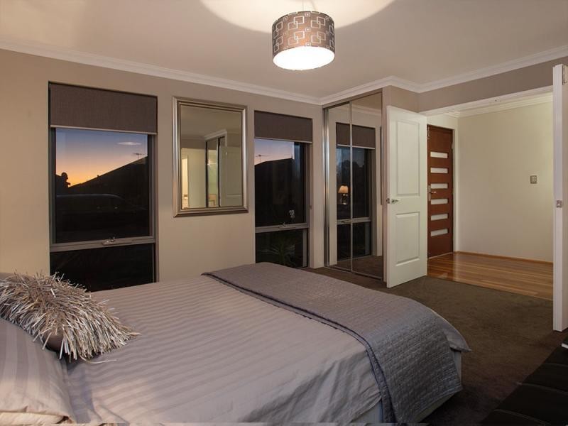 32 Hennessy Drive, Ashby WA 6065