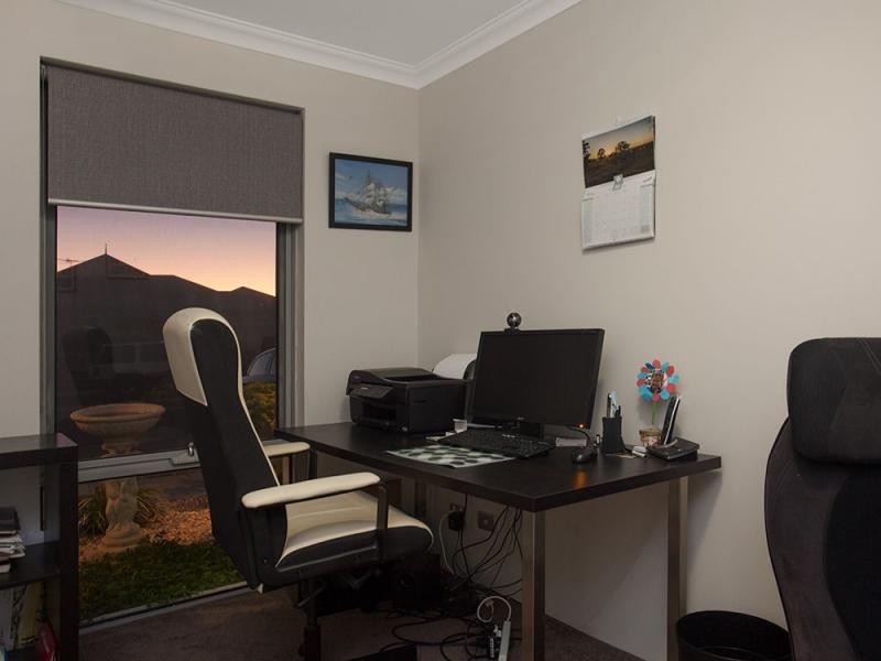 32 Hennessy Drive, Ashby WA 6065