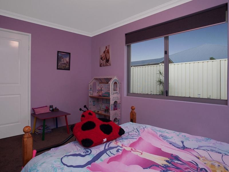 32 Hennessy Drive, Ashby WA 6065