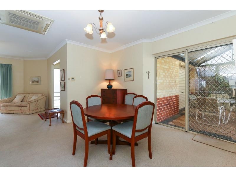 8/178-180 Fern Road, Wilson WA 6107