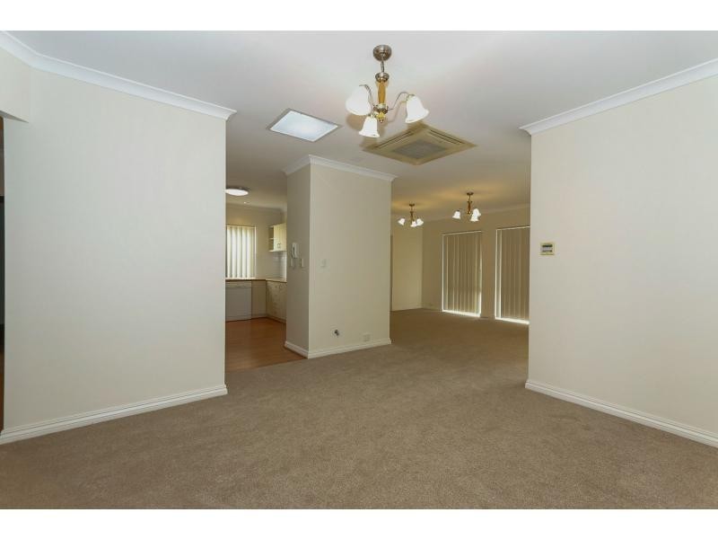 8/178-180 Fern Road, Wilson WA 6107