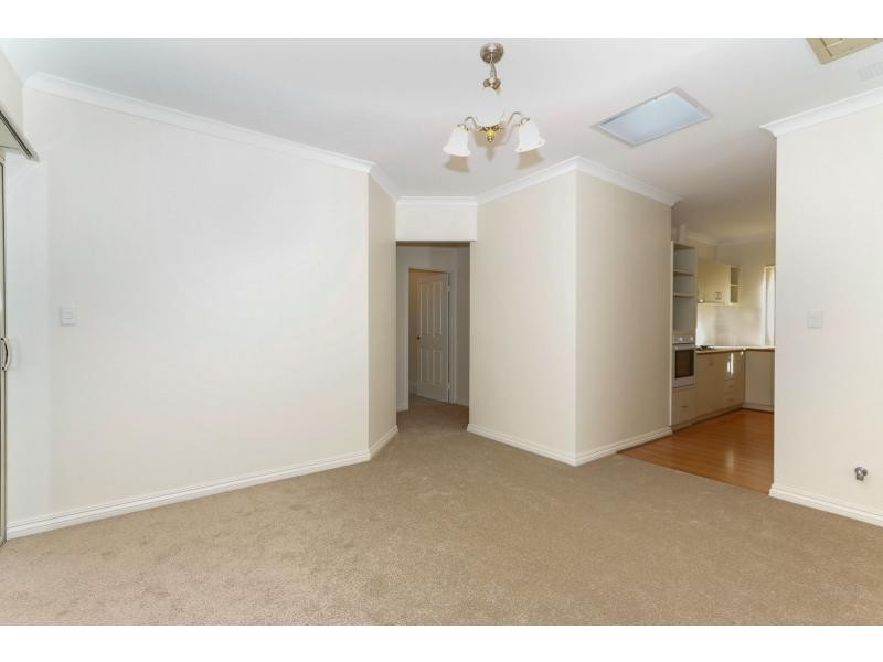 8/178-180 Fern Road, Wilson WA 6107