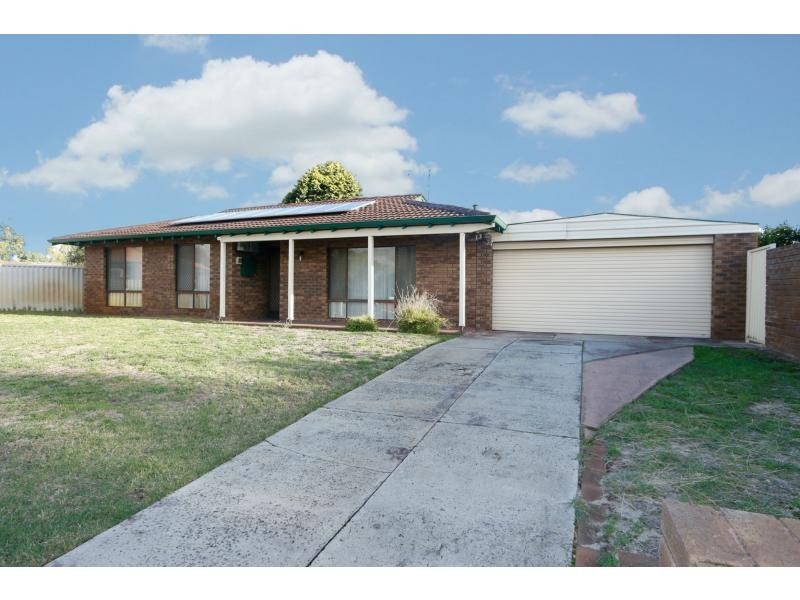 13 Nash Place, Beechboro WA 6063