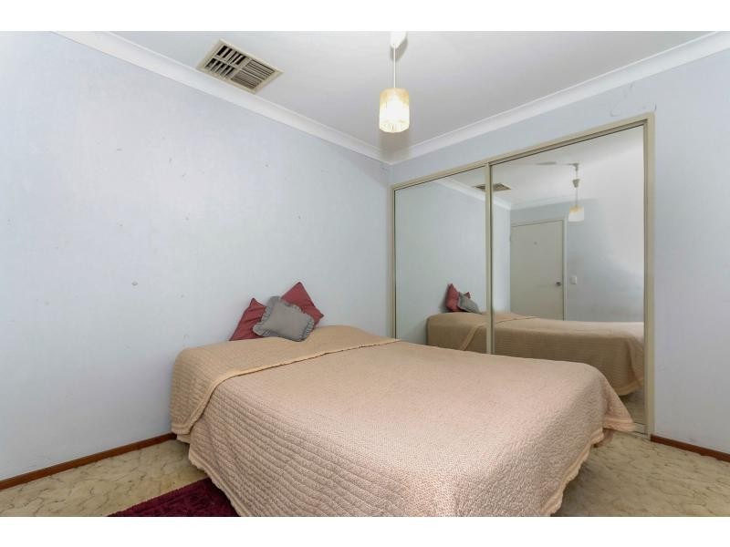 13 Nash Place, Beechboro WA 6063